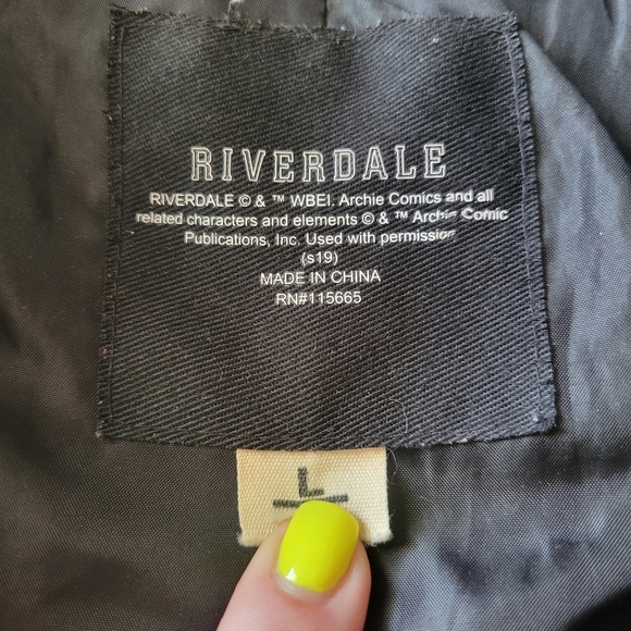 RIVERDALE South Side Serpents Faux Leather Jacket sz L - Like New - Picture 5 of 7